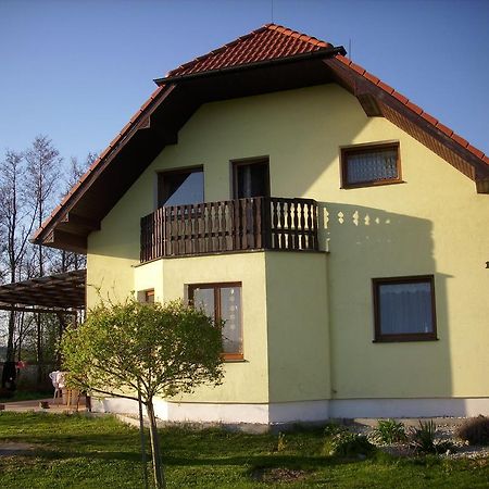 Jesenice  Penzion Jesenice المظهر الخارجي الصورة