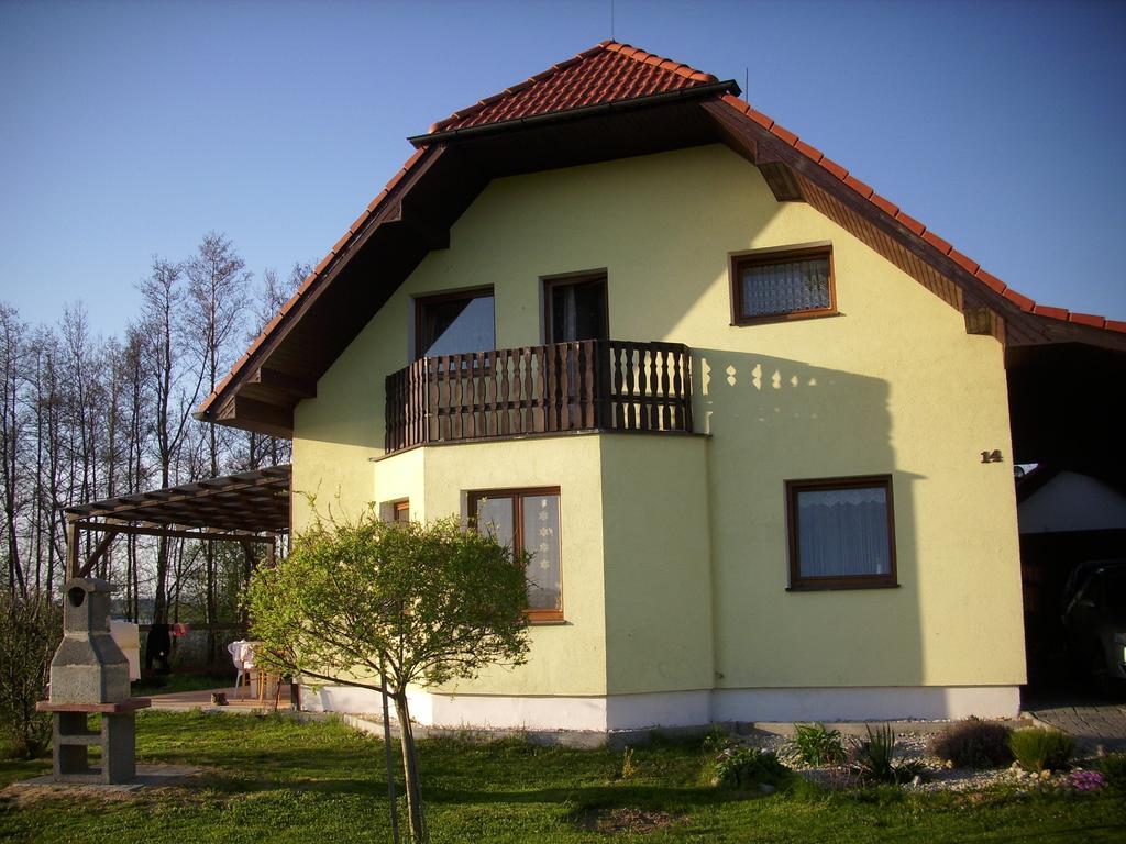 Jesenice  Penzion Jesenice المظهر الخارجي الصورة
